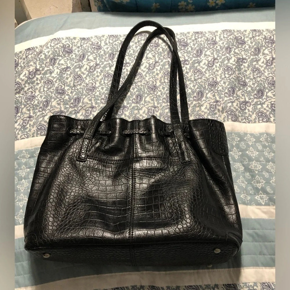 Patricia Nash Large Croc Embossed Witney Drawstring Tote Bag - Picture 5 of 13